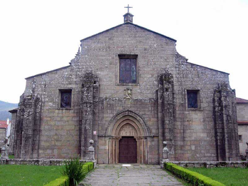 Imaxe igrexa Santa María de Adina